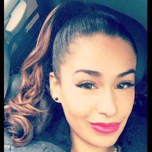 Meet your Posher, Jasmine